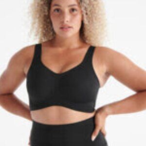 Knix Catalyst Sports Bra - Ladder Strap Black / 6 (32DD, 34DD, 32DDD)